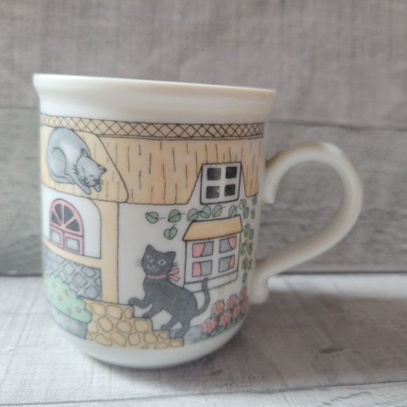 Vintage Ceramic Mug With Pastoral Cottage & Animals Print - Picture 1 of 7